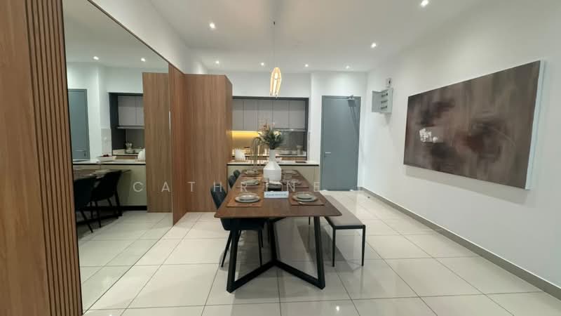 Kondominium untuk Dijual di Tangen Residences - Cathrine Lin - Dining Room - PropertyGuru.com.my