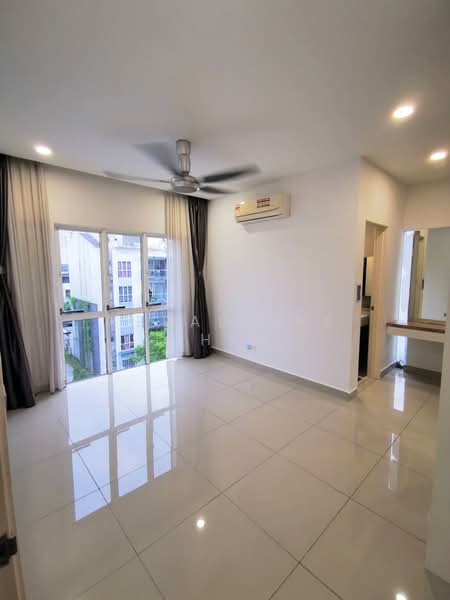 Kondominium untuk Dijual di The Sanderson - Geraldine Chan - Living Room - PropertyGuru.com.my