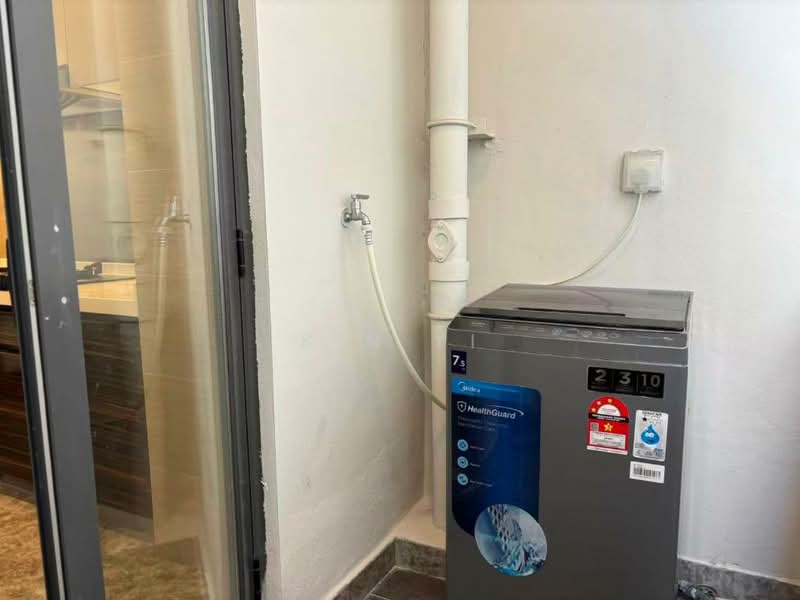 Apartment for Sale at R&F Princess Cove Phase 3-New Casa Suites - Xin Yi - Balcony - PropertyGuru.com.my