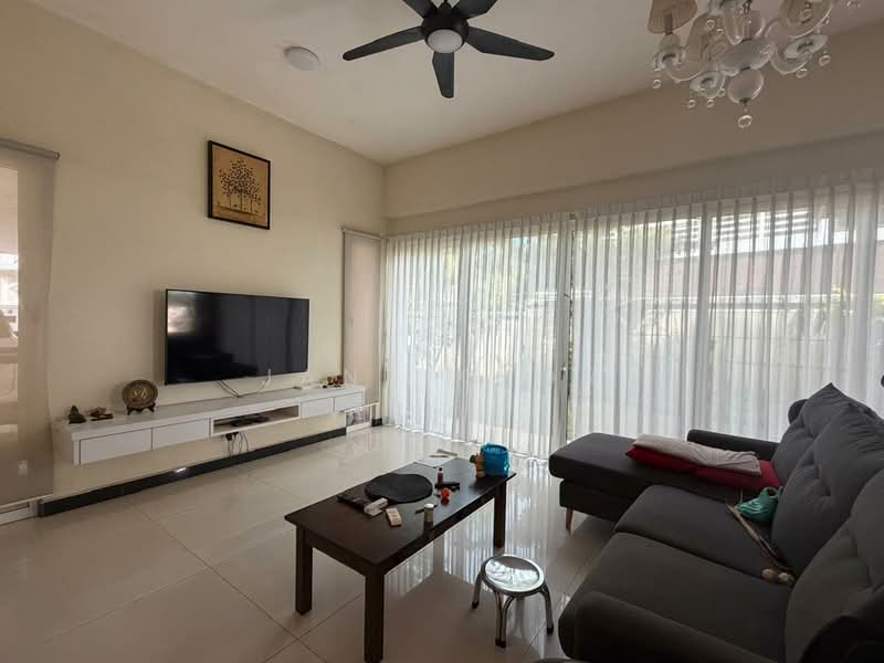 Rumah Berkembar untuk Dijual di Tanjung Tokong (Penang) - Jane Khor - Living Room - PropertyGuru.com.my