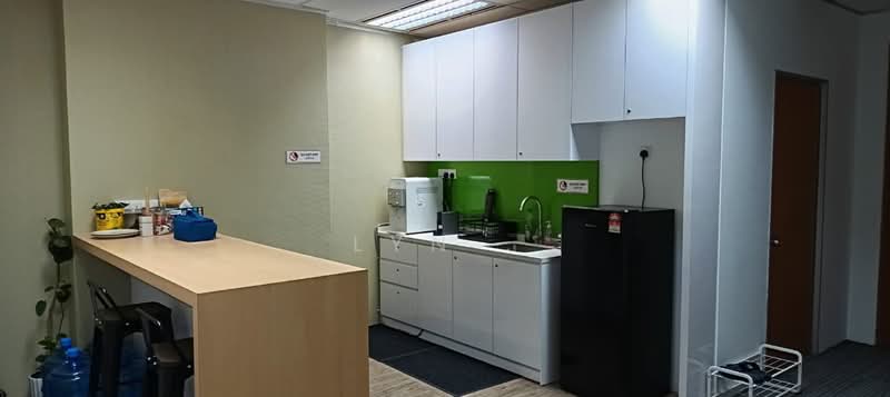 Office for Rent in KLCC (KL City Centre) - Lyn . - Kitchen - PropertyGuru.com.my