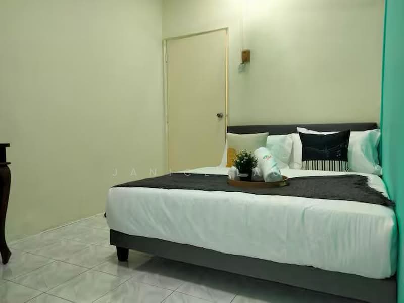 2.5-storey Terraced House for Sale in Taman Cheras Jaya (Cheras) - Janice Lau - Bedroom - PropertyGuru.com.my