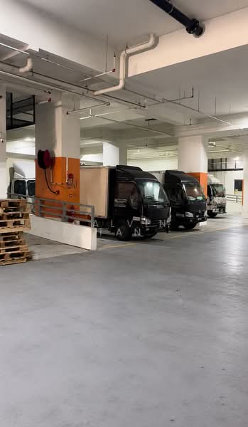 Kilang untuk Dijual di Petaling Jaya (Selangor) - Calvin Tan - Car Park - PropertyGuru.com.my