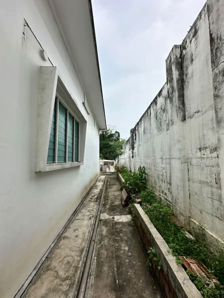 Bungalow House for Rent in George Town (Penang) - SERENEN TEH - Exterior - PropertyGuru.com.my