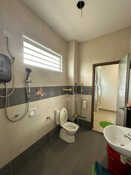 2-storey Terraced House for Sale in Nusa Sentral (Iskandar Puteri (Nusajaya)) - Janelle Aw Yong - Bathroom - PropertyGuru.com.my