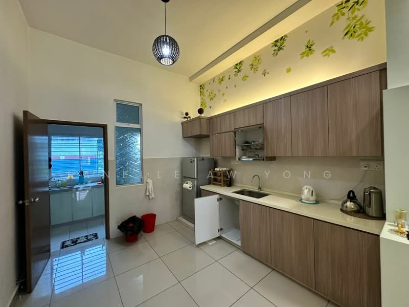 2-storey Terraced House for Sale in Nusa Sentral (Iskandar Puteri (Nusajaya)) - Janelle Aw Yong - Kitchen - PropertyGuru.com.my