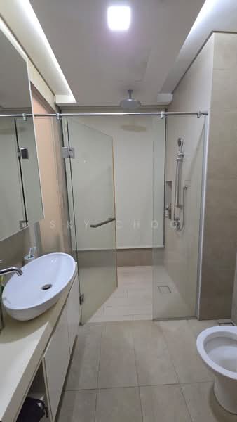 Kediaman Servis untuk Disewa di Twin Arkz - Sky Choo - Bathroom - PropertyGuru.com.my