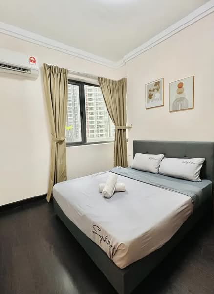Condominium for Sale at Lovell @ Country Garden Danga Bay - Eugene Lee - Bedroom - PropertyGuru.com.my