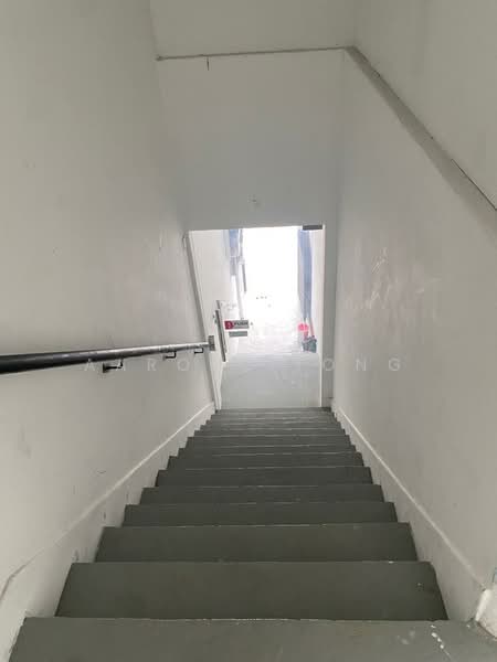 Kedai untuk Dijual di Seksyen 4 (Petaling Jaya) - Aaron Yiong - Corridor - PropertyGuru.com.my
