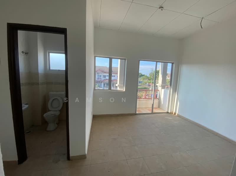 2-storey Terraced House for Sale in Alam Perdana (Puncak Alam) - Samson Lee - Bathroom - PropertyGuru.com.my