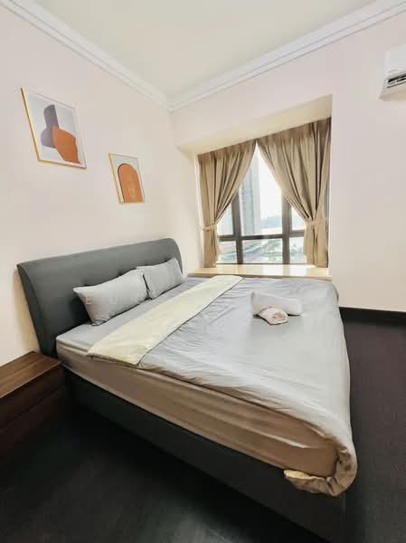 Condominium for Sale at Lovell @ Country Garden Danga Bay - Eugene Lee - Bedroom - PropertyGuru.com.my
