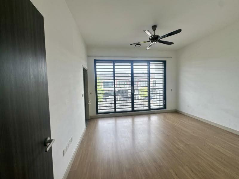 2-storey Terraced House for Sale in Elmina (Shah Alam) - Fazie Noor - Living Room - PropertyGuru.com.my