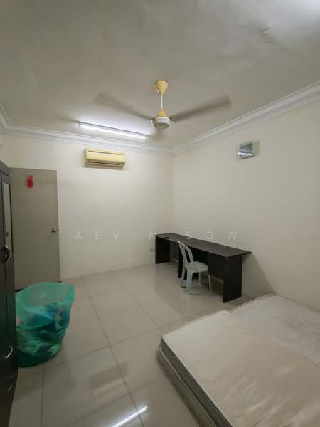 Kondominium untuk Disewa di Platinum Lake PV 15 - Alvin Sow - Bedroom - PropertyGuru.com.my