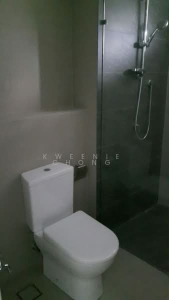 Office for Sale in Sungai Besi (Kuala Lumpur) - Kweenie Chong - Bathroom - PropertyGuru.com.my
