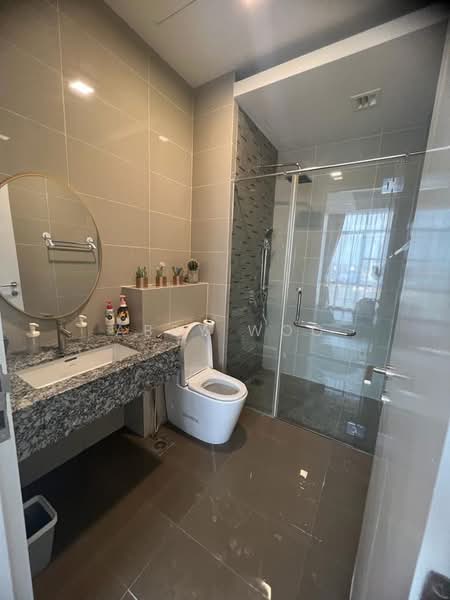 Servis Apartment untuk Disewa di The Azure Residences - Abby Woo - Bathroom - PropertyGuru.com.my