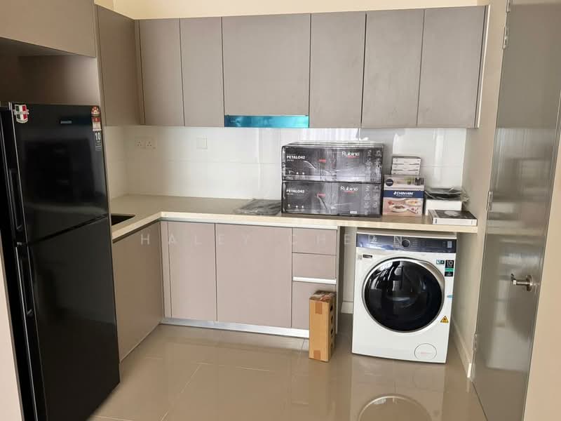 Servis Apartment untuk Disewa di 8th & Stellar - Haley Chern - Kitchen - PropertyGuru.com.my