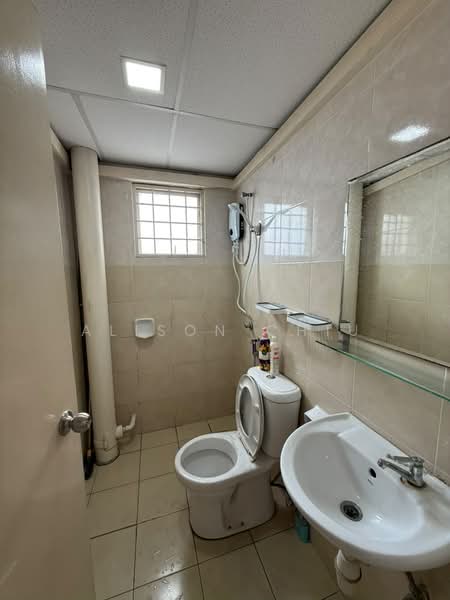 Service Residence for Rent at Beverly Tower @ Plaza Medan Putra - Alison Chiu - Bathroom - PropertyGuru.com.my