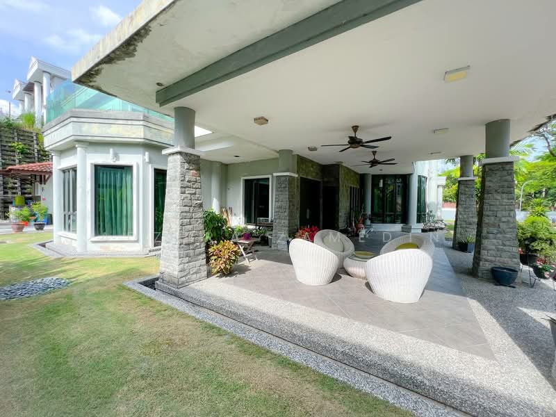 Rumah Berkembar untuk Dijual di Seksyen 13 (Shah Alam) - Adzura Zamedin - Exterior - PropertyGuru.com.my