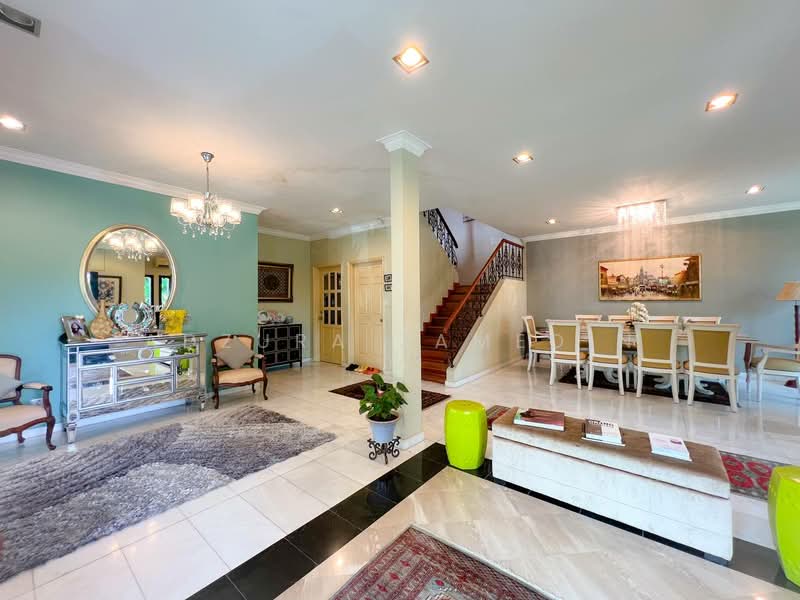 Rumah Berkembar untuk Dijual di Seksyen 13 (Shah Alam) - Adzura Zamedin - Living Room - PropertyGuru.com.my
