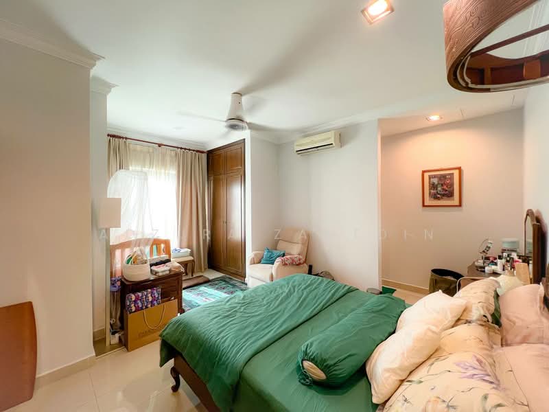Rumah Berkembar untuk Dijual di Seksyen 13 (Shah Alam) - Adzura Zamedin - Bedroom - PropertyGuru.com.my