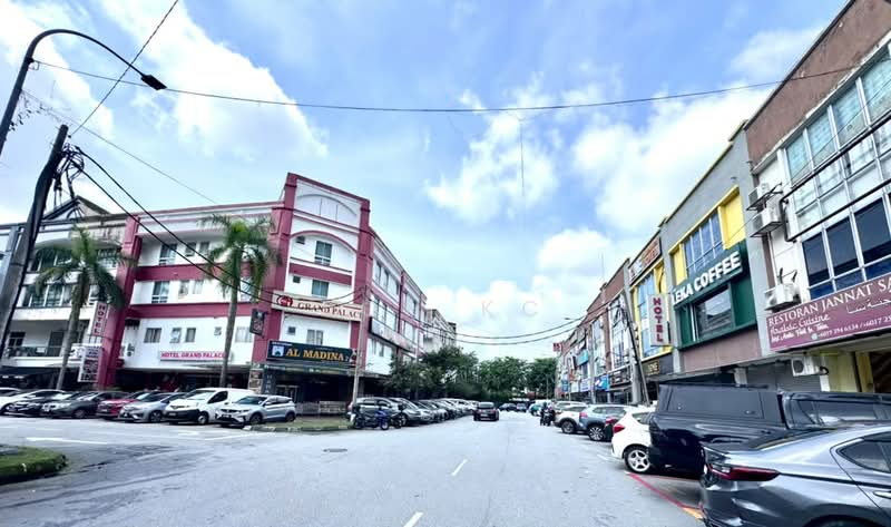 Kedai untuk Disewa di Taman Putra Sulaiman (Ampang) - Loh KC - Exterior - PropertyGuru.com.my