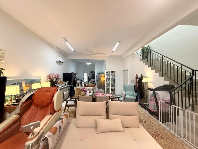 Rumah Teres 2-Tingkat untuk Dijual di Cyberjaya (Selangor) - Mahirah . - Living Room - PropertyGuru.com.my