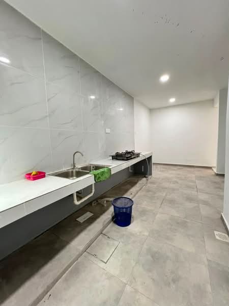 Rumah Teres 2 Tingkat untuk Dijual di Taman Sri Skudai (Skudai) - Karl Lim - Kitchen - PropertyGuru.com.my