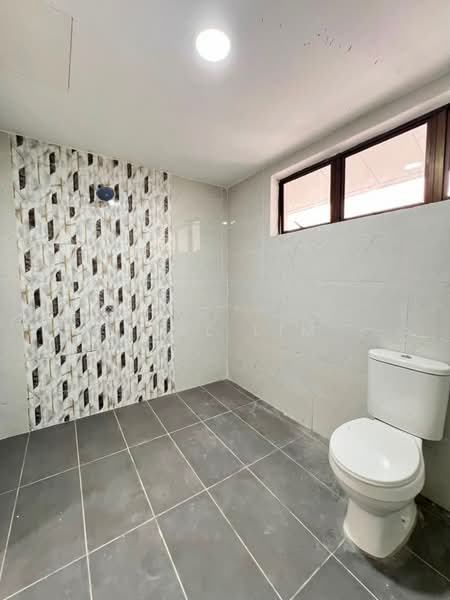 Rumah Teres 2 Tingkat untuk Dijual di Taman Sri Skudai (Skudai) - Karl Lim - Bathroom - PropertyGuru.com.my