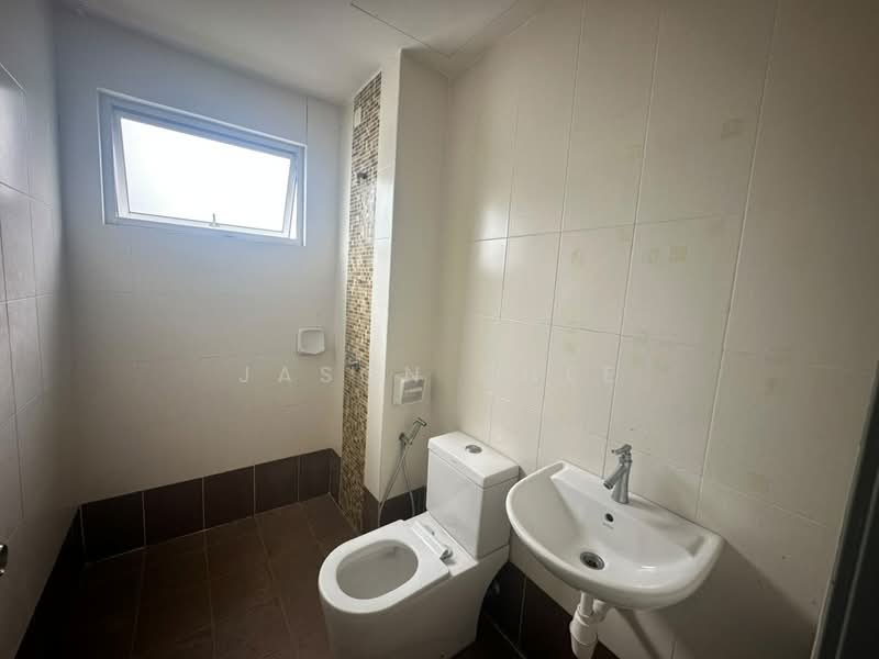 Kondominium untuk Disewa di Astana Lumayan - Jason Chee - Bathroom - PropertyGuru.com.my