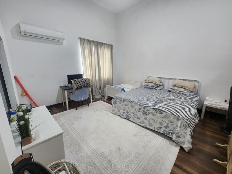 Rumah Teres 3 Tingkat untuk Dijual di Bandar Kinrara (Selangor) - Hon Ian - Bedroom - PropertyGuru.com.my
