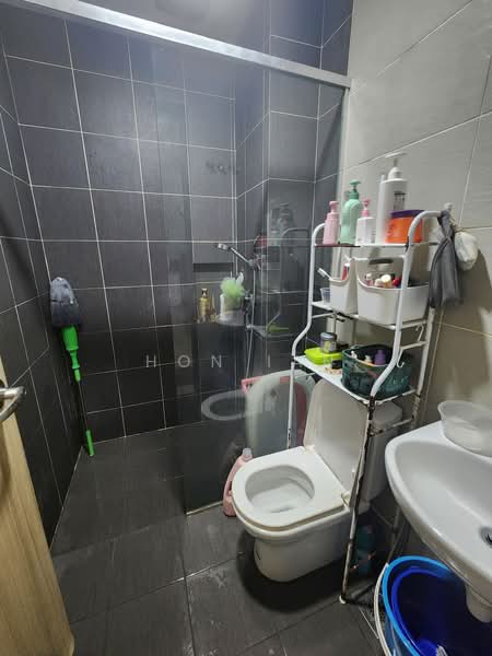 Rumah Teres 3 Tingkat untuk Dijual di Bandar Kinrara (Selangor) - Hon Ian - Bathroom - PropertyGuru.com.my