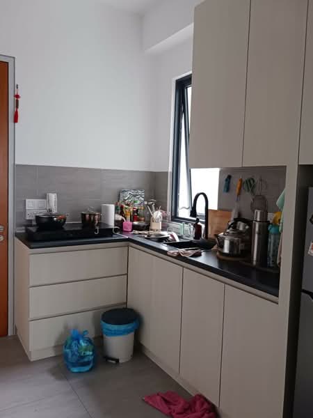 Service Residence for Sale at SUNSURIA FORUM SERVICED APARTMENT - JC Looi - Kitchen - PropertyGuru.com.my
