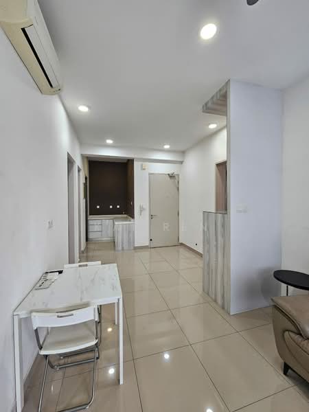 Servis Apartment untuk Disewa di Citizen @ Old Klang Road - Kai Ren - Living Room - PropertyGuru.com.my