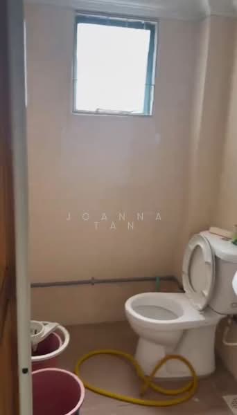 Pangsapuri untuk Dijual di Subang Ville Ehsan - Joanna Tan - Bathroom - PropertyGuru.com.my