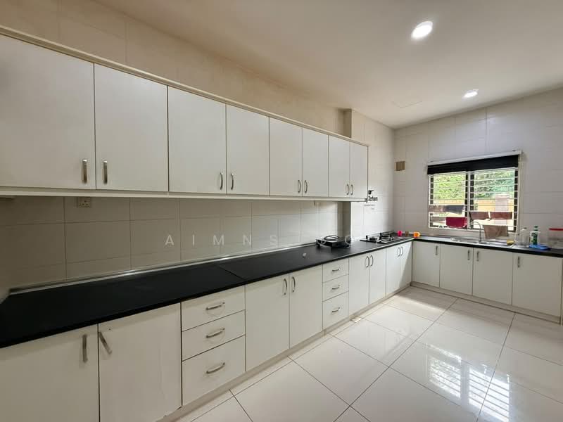 2.5-storey Terraced House for Sale in Bandar Mahkota Cheras (Cheras) - Aimns Goy - Kitchen - PropertyGuru.com.my