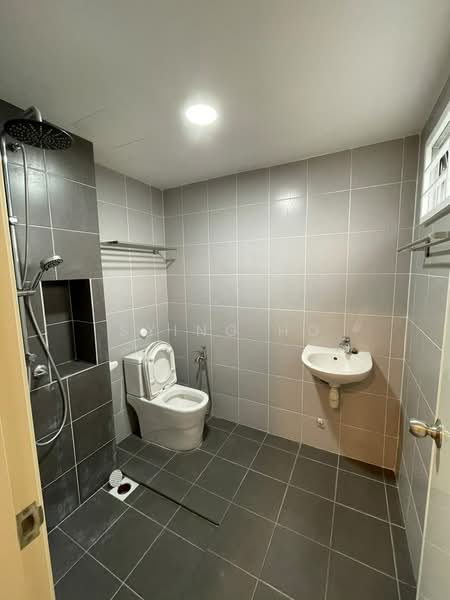 Condominium for Rent at D' Camellia - Sying Ho - Bathroom - PropertyGuru.com.my
