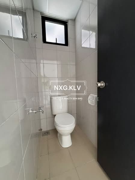 Shop for Rent in Klang (Selangor) - Kings Soe - Bathroom - PropertyGuru.com.my