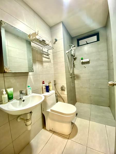 Service Residence for Sale at KL Traders Square - Firdaus Dauz - PropertyGuru.com.my