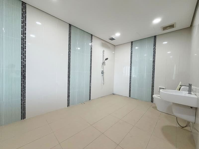 Condominium for Rent at Central Park condominium - Allen Yeoh - Bathroom - PropertyGuru.com.my