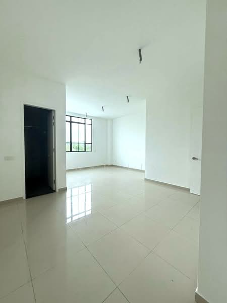 2-storey Terraced House for Sale in Bandar Seri Alam (Masai) - Karl Lim - Interior - PropertyGuru.com.my