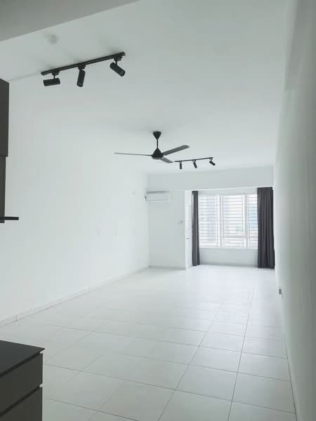 Servis Apartment untuk Disewa di Akademik Suite - Stella Chia - Living Room - PropertyGuru.com.my