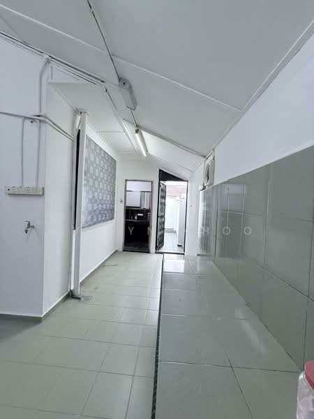 1-storey Terraced House for Sale in Bandar Bukit Beruntung (Bukit Beruntung) - Evelyn Khoo - Kitchen - PropertyGuru.com.my
