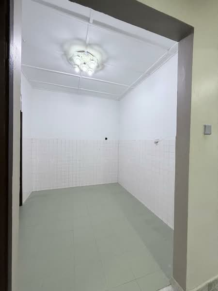 1-storey Terraced House for Sale in Bandar Bukit Beruntung (Bukit Beruntung) - Evelyn Khoo - Room - PropertyGuru.com.my