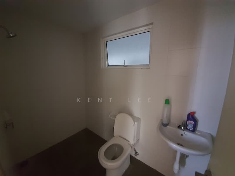 Servis Apartment untuk Disewa di TTDI Adina - Kent Lee - Bathroom - PropertyGuru.com.my