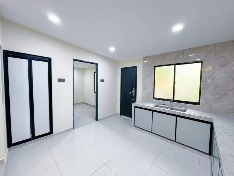 Rumah Teres 1-Tingkat untuk Dijual di Johor Bahru (Johor) - Joanne Yong - Kitchen - PropertyGuru.com.my