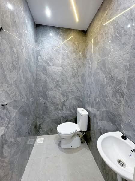 Rumah Teres 1-Tingkat untuk Dijual di Johor Bahru (Johor) - Joanne Yong - Bathroom - PropertyGuru.com.my