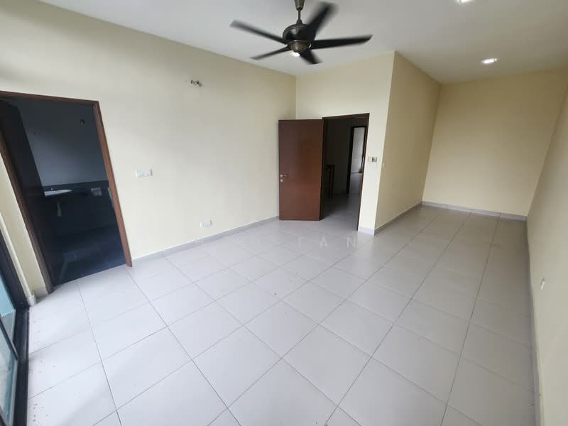 Rumah Teres 2.5 Tingkat untuk Dijual di Kinrara Residence (Puchong) - Hon Ian - Living Room - PropertyGuru.com.my