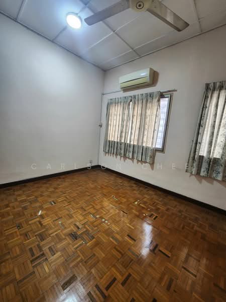 Rumah Teres untuk Dijual di Usj 4 (Subang Jaya) - Carlson Chee - PropertyGuru.com.my