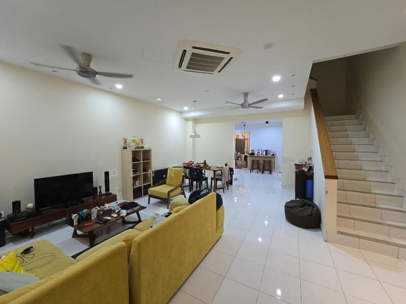 Rumah Teres 2-Tingkat untuk Dijual di Setia Impian (Setia Alam) - Dennis Low - Living Room - PropertyGuru.com.my
