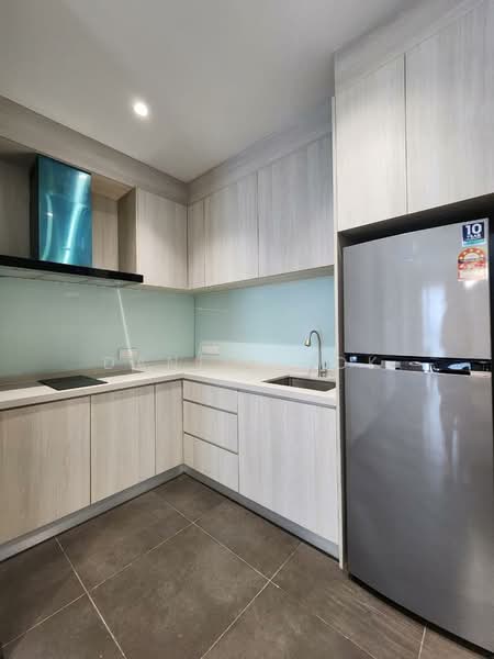 Apartment for Rent at V Residence Suites @ Sunway Velocity - Daniel Kok - Kitchen - PropertyGuru.com.my